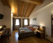 Italy Veneto Ponzano Veneto vacation rental compare prices direct by owner 13679200