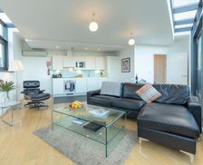 United Kingdom City of Bristol Bristol vacation rental compare prices direct by owner 19255923