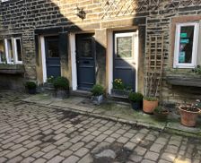 United Kingdom West Yorkshire Ripponden vacation rental compare prices direct by owner 18035830