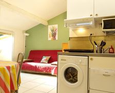 France Languedoc-Roussillon Prades-le-Lez vacation rental compare prices direct by owner 18071834