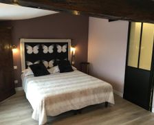 France New Aquitaine Le Gua vacation rental compare prices direct by owner 13759355