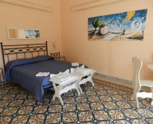 Italy Campania Vietri sul Mare vacation rental compare prices direct by owner 16257412