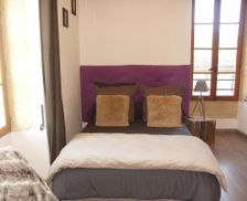 France Languedoc-Roussillon Valliguières vacation rental compare prices direct by owner 26360373