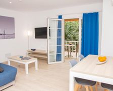 Spain Menorca Cala Blanca vacation rental compare prices direct by owner 14667905