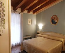 Italy Veneto Montebelluna vacation rental compare prices direct by owner 13965545