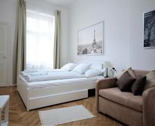 Czechia  Prague vacation rental compare prices direct by owner 8799086