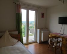 Germany Baden-Württemberg Grafenhausen vacation rental compare prices direct by owner 4932146