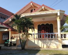 Thailand Prachuap Khiri Khan Province Baanphakrimlay vacation rental compare prices direct by owner 18105816