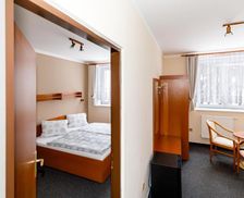 Czechia Pilsen Konstantinovy Lázně vacation rental compare prices direct by owner 13010356