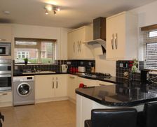 United Kingdom Derbyshire Derby vacation rental compare prices direct by owner 13776028