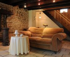 France Auvergne Sainte-Christine vacation rental compare prices direct by owner 14337503