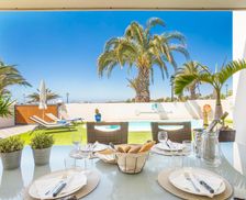 Spain Lanzarote Costa Teguise vacation rental compare prices direct by owner 16167537