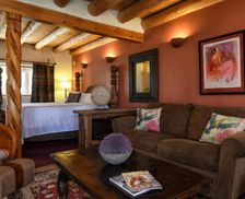 United States New Mexico Abiquiu vacation rental compare prices direct by owner 12945627