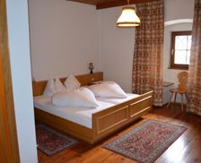 Italy Trentino Alto Adige Rasun di Sopra vacation rental compare prices direct by owner 14395622