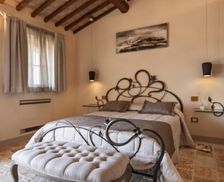 Italy Tuscany Montalcino vacation rental compare prices direct by owner 18707019