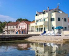 Croatia Sibenik-Knin County Krapanj vacation rental compare prices direct by owner 19441943