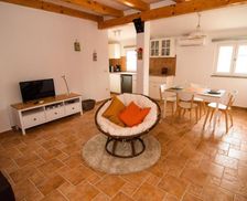 Croatia Istria Rovinjsko Selo vacation rental compare prices direct by owner 8897730