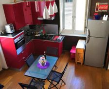 Italy Campania Portici vacation rental compare prices direct by owner 29319333