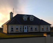 Ireland Mayo Ballinrobe vacation rental compare prices direct by owner 12863651