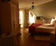 Romania Sibiu County Sadu vacation rental compare prices direct by owner 13018903