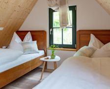 Germany Saxony Kohren-Sahlis vacation rental compare prices direct by owner 14082635