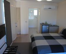 Australia Queensland Blackwater vacation rental compare prices direct by owner 16346092