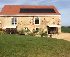 France Centre Épineuil-le-Fleuriel vacation rental compare prices direct by owner 12988954