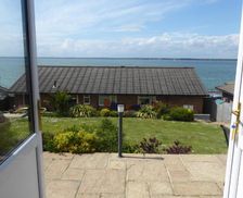 United Kingdom Isle of Wight Gurnard vacation rental compare prices direct by owner 14207290