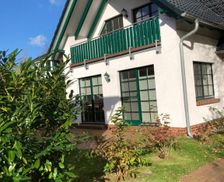 Germany Mecklenburg-Pomerania Zingst vacation rental compare prices direct by owner 14615110