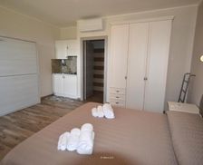Italy Lazio Gradoli vacation rental compare prices direct by owner 14301171