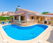 Spain Majorca Badia Gran vacation rental compare prices direct by owner 27048770