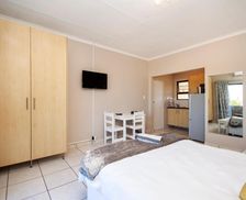 South Africa Eastern Cape Port Elizabeth vacation rental compare prices direct by owner 27010531