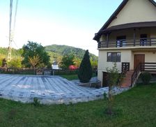 Romania Arges Galeşu vacation rental compare prices direct by owner 19350667