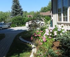 Canada Ontario Niagara-on-the-Lake vacation rental compare prices direct by owner 18882869