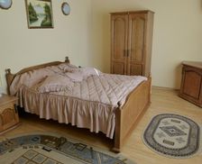 Romania Hunedoara Brad vacation rental compare prices direct by owner 13025002