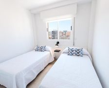 Spain Valencia Community Gandía vacation rental compare prices direct by owner 16452545