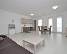 Italy Apulia Castrignano deʼ Greci vacation rental compare prices direct by owner 26643180