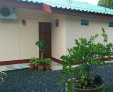 Thailand Ile-de-France Phatthalung vacation rental compare prices direct by owner 26780912