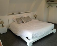 France Centre Saunay vacation rental compare prices direct by owner 15906268