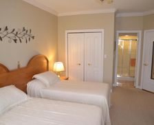 Canada Ontario Niagara-on-the-Lake vacation rental compare prices direct by owner 15110916