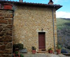 Italy Tuscany Castelmuzio vacation rental compare prices direct by owner 15815417