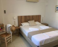 Greece Paros Logaras vacation rental compare prices direct by owner 16517346