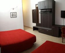 Italy Piedmont Oleggio vacation rental compare prices direct by owner 18725474