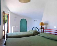 Italy Liguria Montemarcello vacation rental compare prices direct by owner 17297541