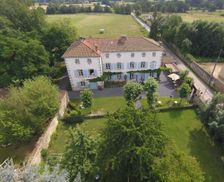 France Auvergne Dore-lʼÉglise vacation rental compare prices direct by owner 16538949