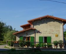Italy Tuscany Pieve Fosciana vacation rental compare prices direct by owner 8418895