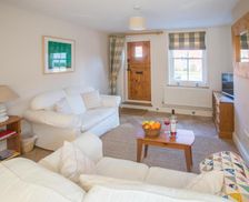 United Kingdom Suffolk Aldeburgh vacation rental compare prices direct by owner 14386609