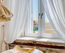 Greece Syros Ermoupoli vacation rental compare prices direct by owner 28240553