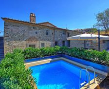 Italy Tuscany Cortona vacation rental compare prices direct by owner 19960690