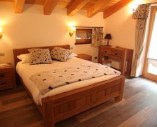 Italy Valle d'Aosta Brusson vacation rental compare prices direct by owner 16151109